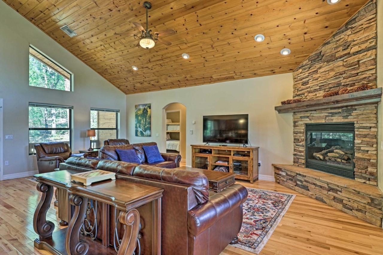 Serene Lakeside Cabin With Decks And Edler Lake Views! Pinetop-Lakeside Exterior photo