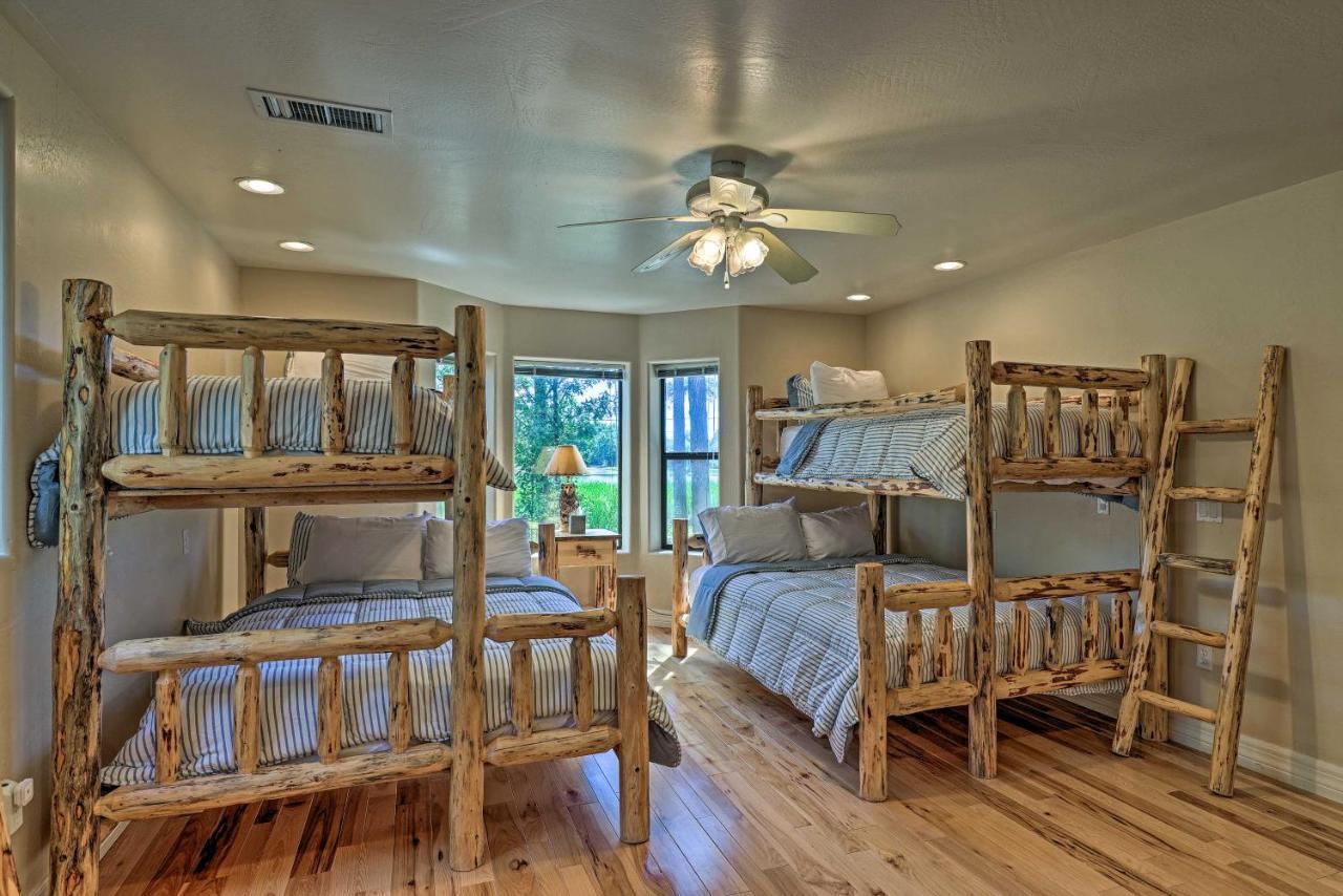 Serene Lakeside Cabin With Decks And Edler Lake Views! Pinetop-Lakeside Exterior photo